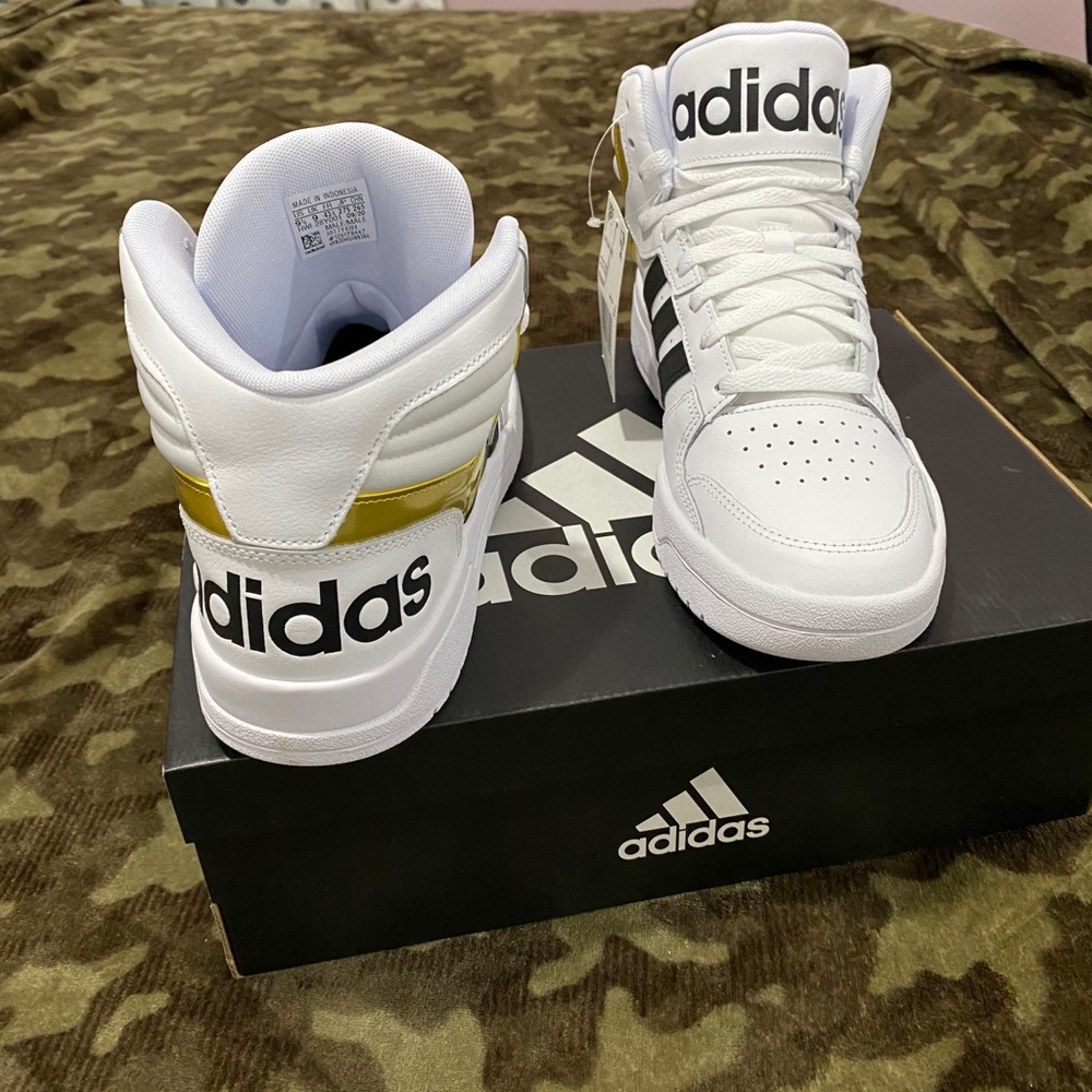 Adidas Entrap